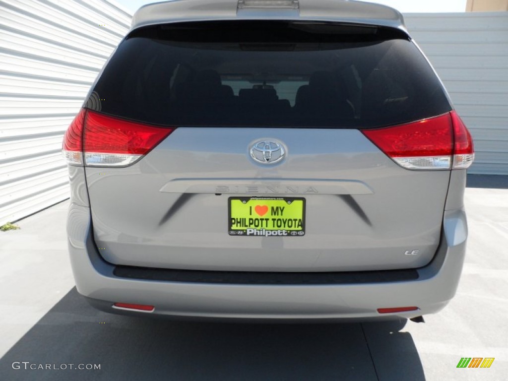 2012 Sienna LE - Silver Sky Metallic / Light Gray photo #4