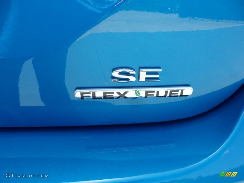 2012 Focus SE Sedan - Blue Candy Metallic / Charcoal Black photo #13
