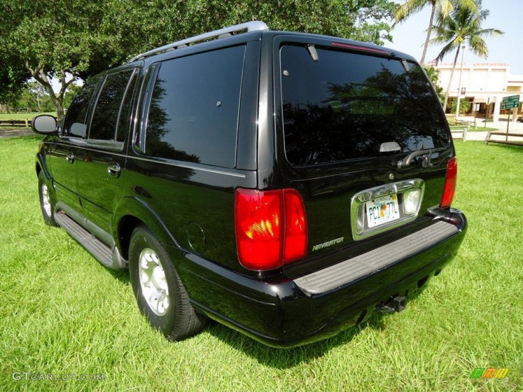 1998 Navigator  - Black / Medium Graphite photo #4