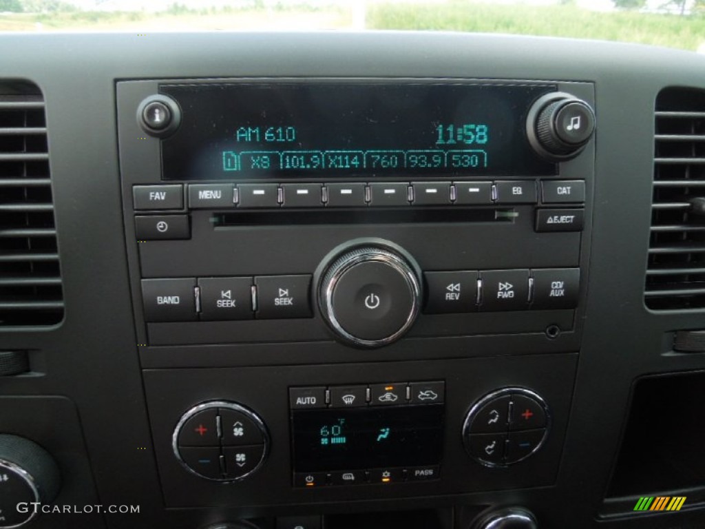 2013 Chevrolet Silverado 2500HD LT Extended Cab 4x4 Audio System Photo #68700904