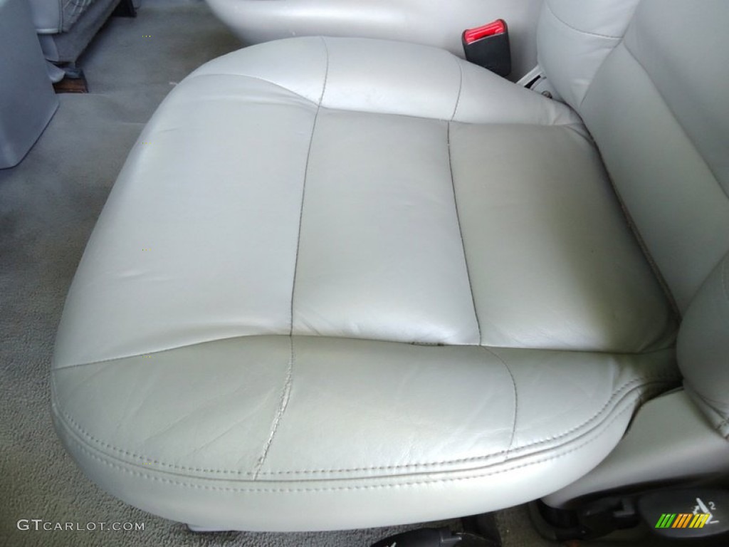 1998 Navigator  - Black / Medium Graphite photo #43