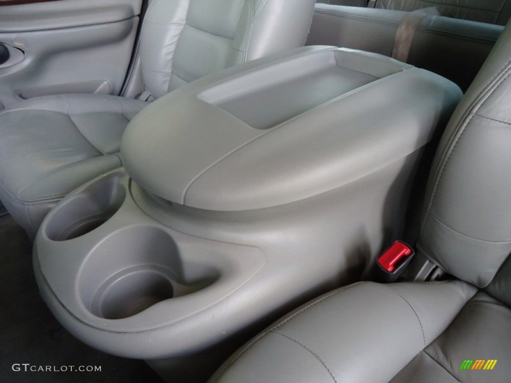 1998 Navigator  - Black / Medium Graphite photo #44