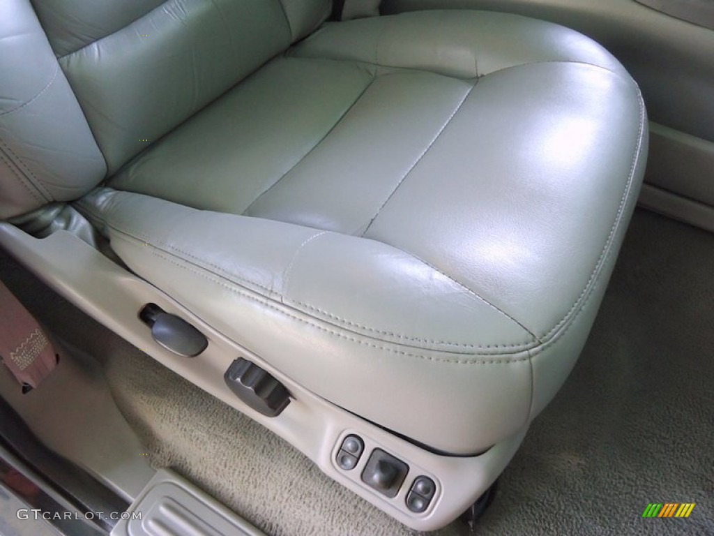 1998 Lincoln Navigator Standard Navigator Model Front Seat Photos