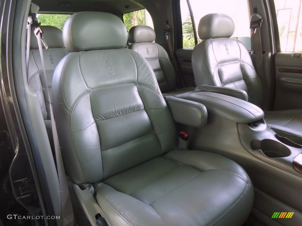 Medium Graphite Interior 1998 Lincoln Navigator Standard Navigator Model Photo #68701132