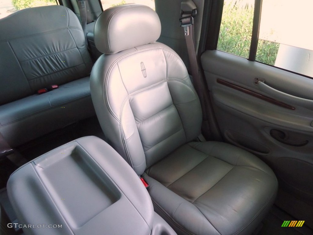 1998 Navigator  - Black / Medium Graphite photo #76