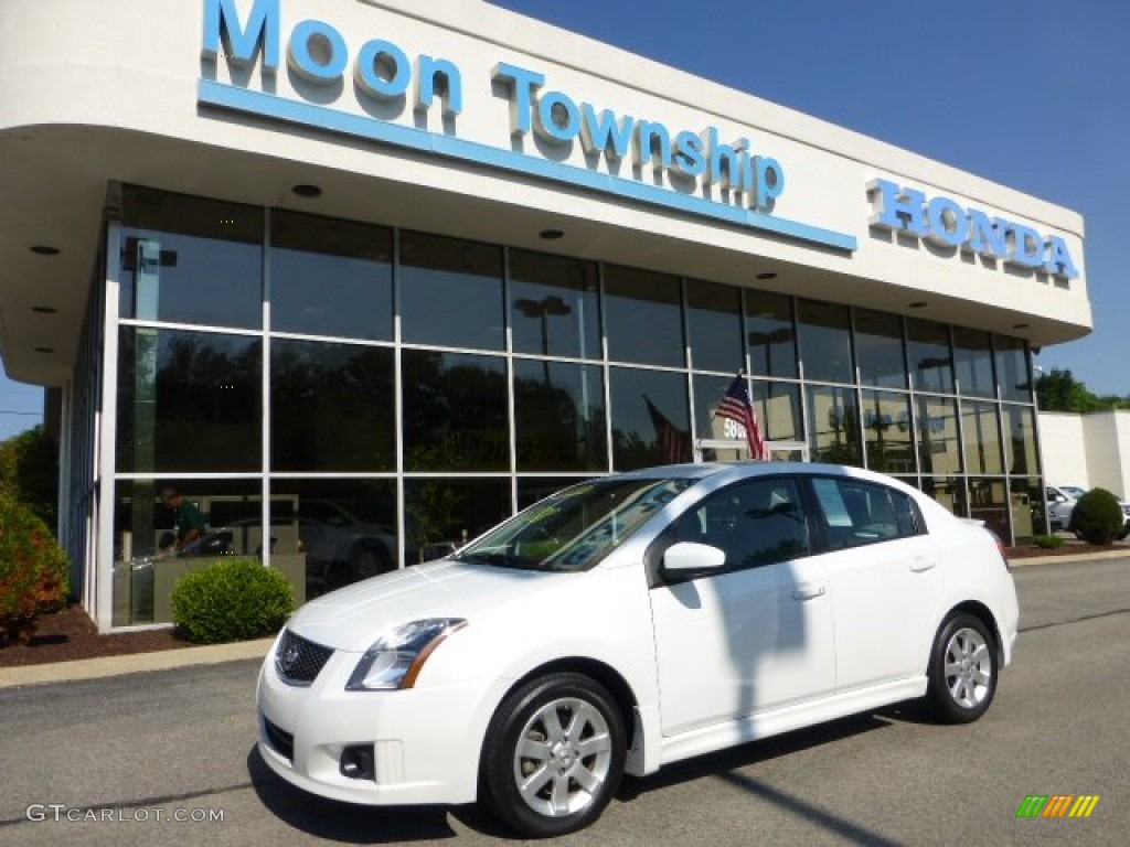 2011 Sentra 2.0 SR - Aspen White / Beige photo #1