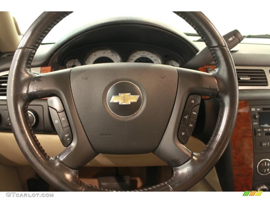 2007 Chevrolet Suburban 1500 LTZ 4x4 Light Cashmere/Ebony Steering Wheel Photo #68704165