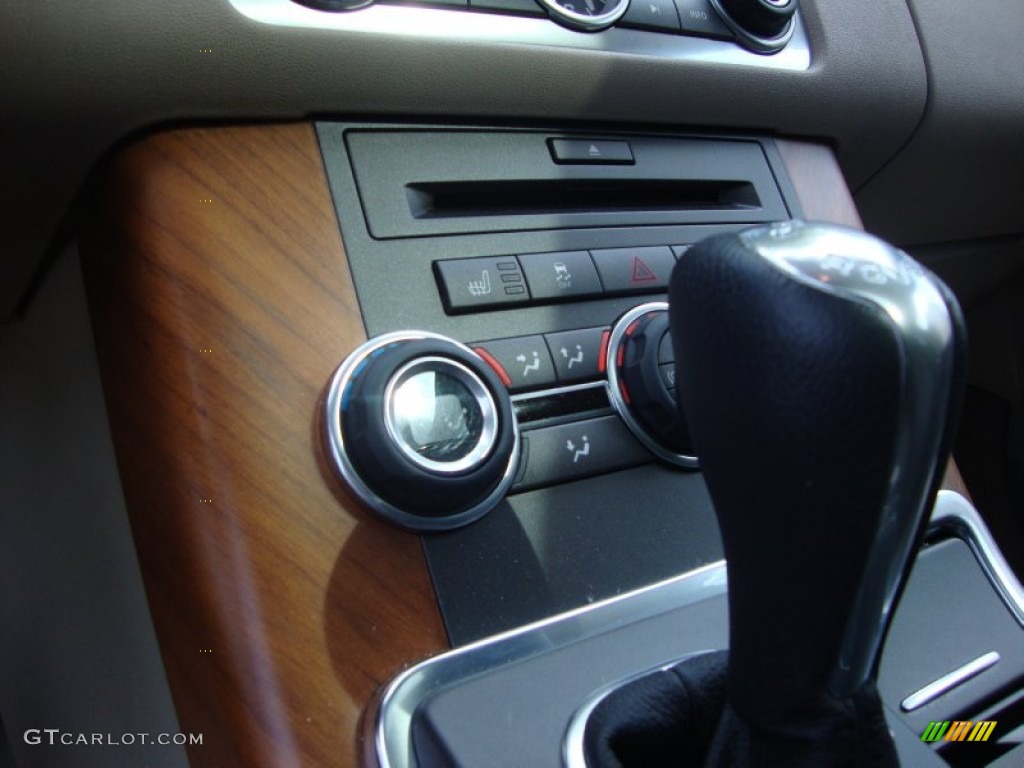 2011 Land Rover Range Rover Sport HSE LUX Controls Photo #68706361