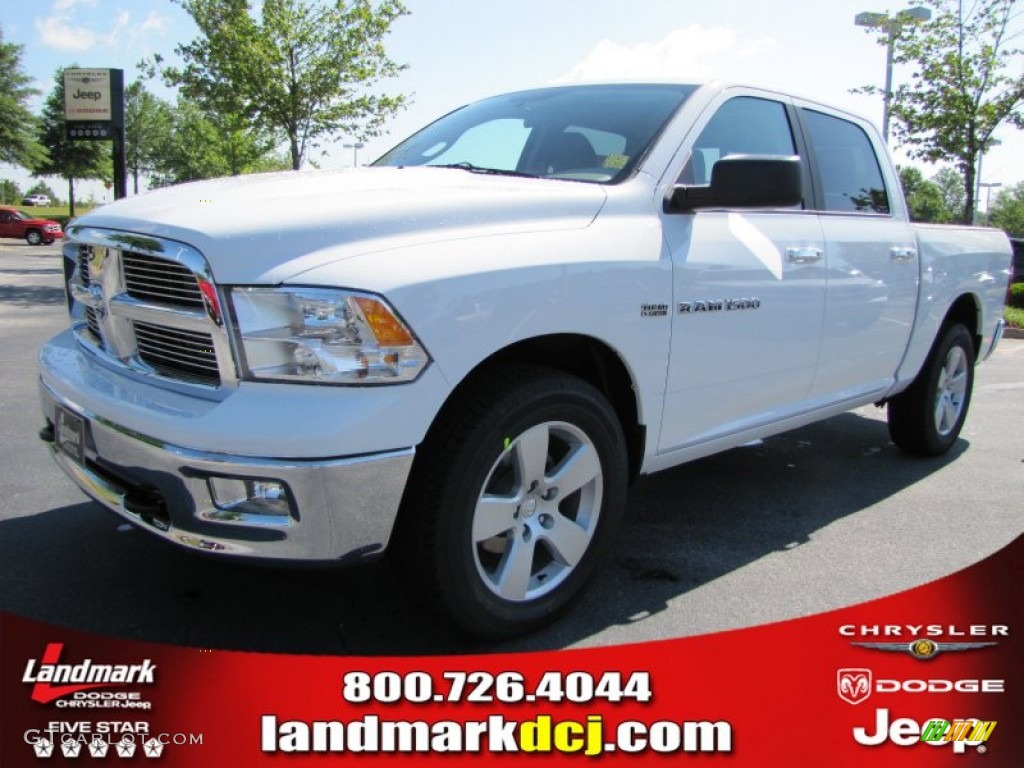 2011 Ram 1500 Big Horn Crew Cab 4x4 - Bright White / Dark Slate Gray/Medium Graystone photo #1