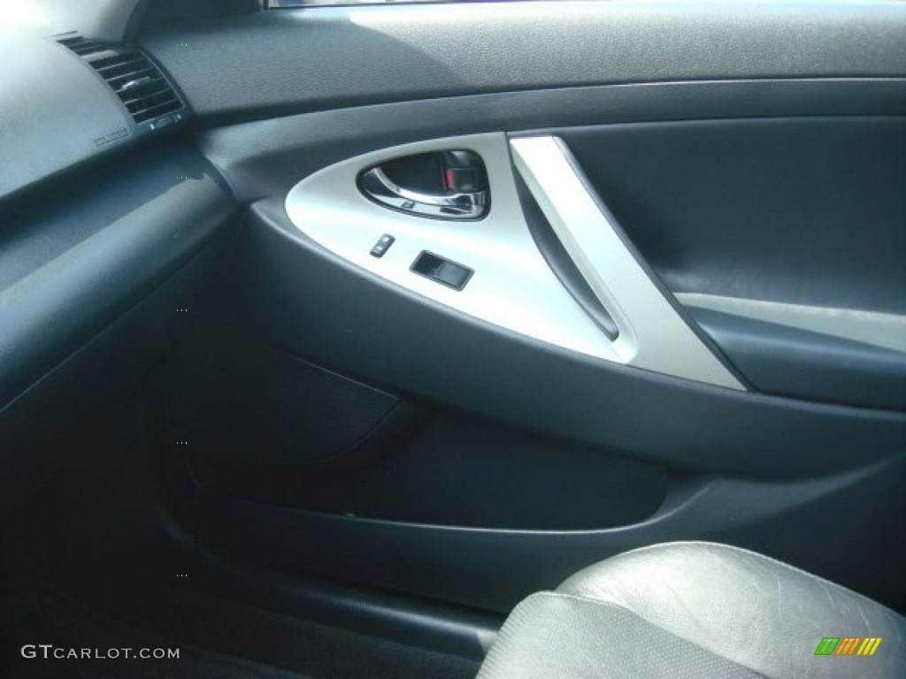 2007 Camry SE V6 - Blue Ribbon Metallic / Dark Charcoal photo #18