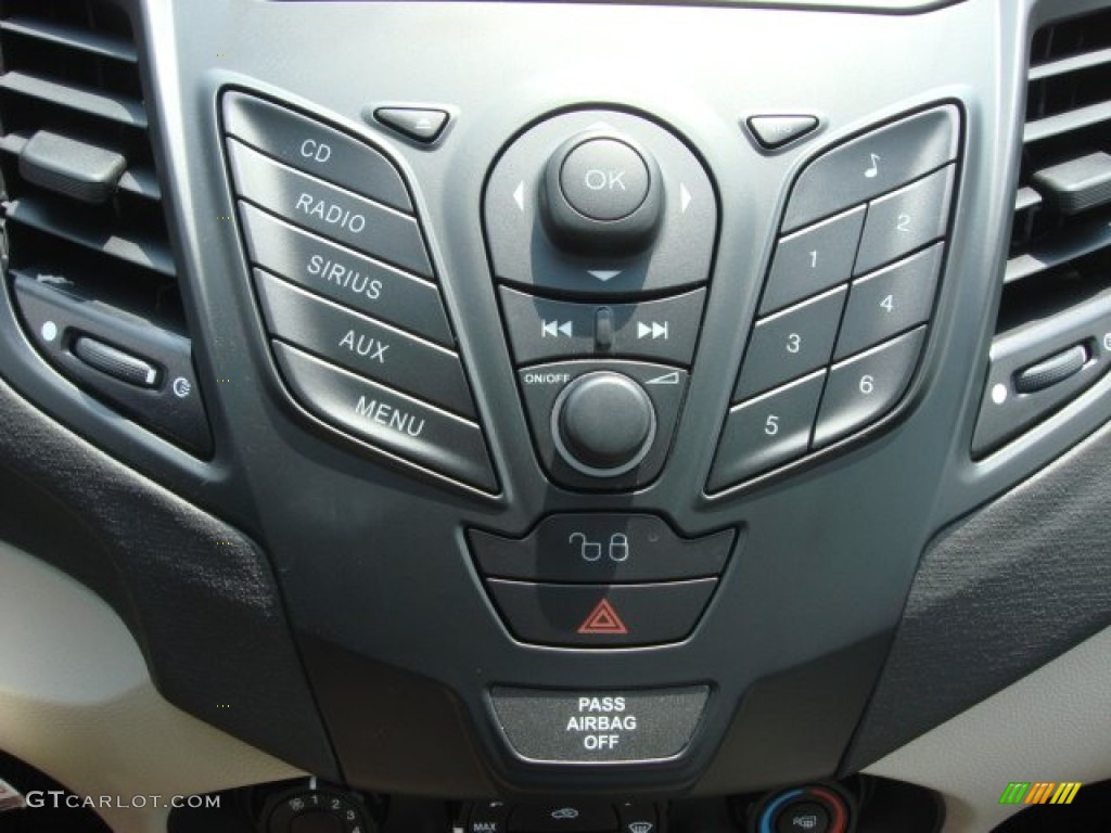 2012 Ford Fiesta S Sedan Controls Photo #68710153