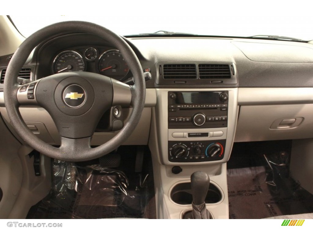 2010 Cobalt LT Sedan - Silver Moss Metallic / Gray photo #17