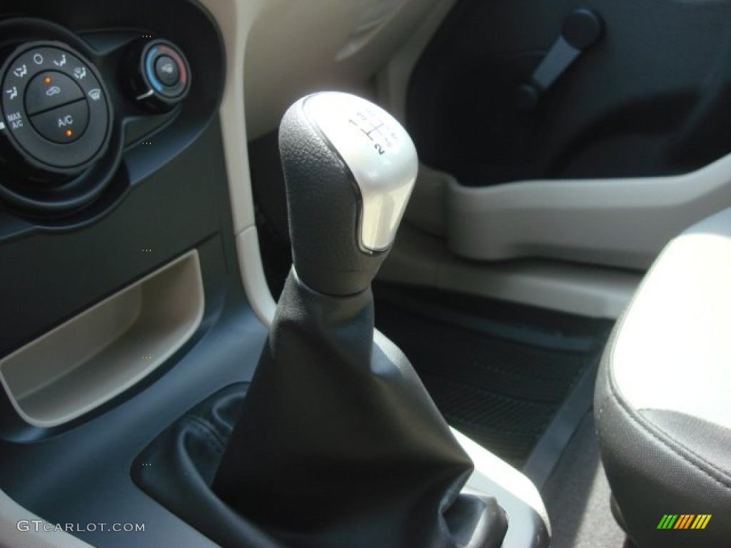 2012 Ford Fiesta S Sedan 5 Speed Manual Transmission Photo #68710180