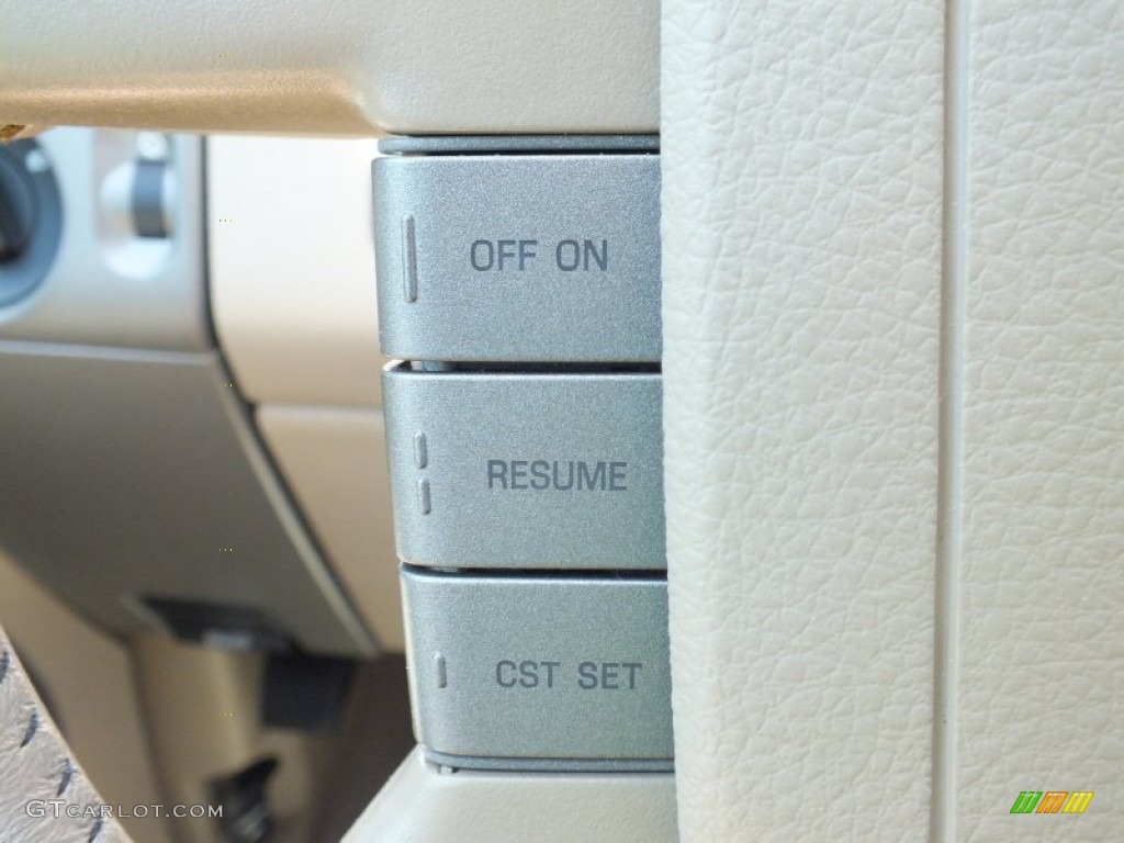 2007 Lincoln Mark LT SuperCrew Controls Photo #68711974