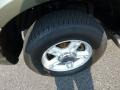 2004 Ford Explorer XLT 4x4 Wheel and Tire Photo