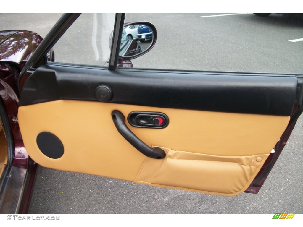 1995 Mazda MX-5 Miata M Edition Roadster Beige Door Panel Photo #68712694