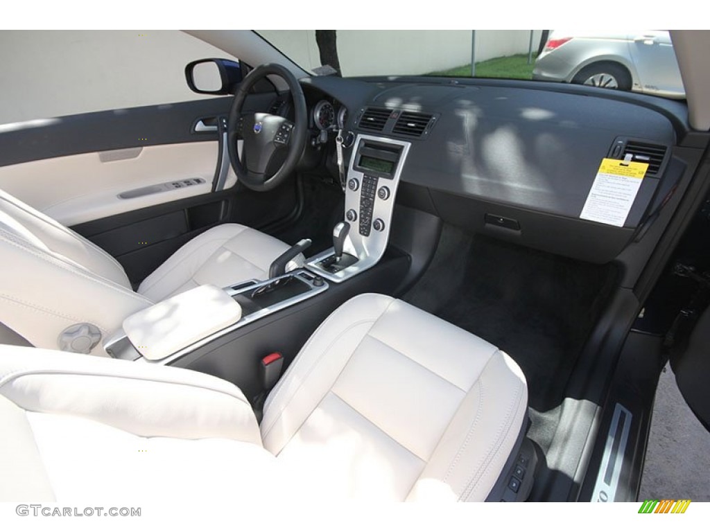 2013 Volvo C70 T5 Calcite/Off Black Dashboard Photo #68715961