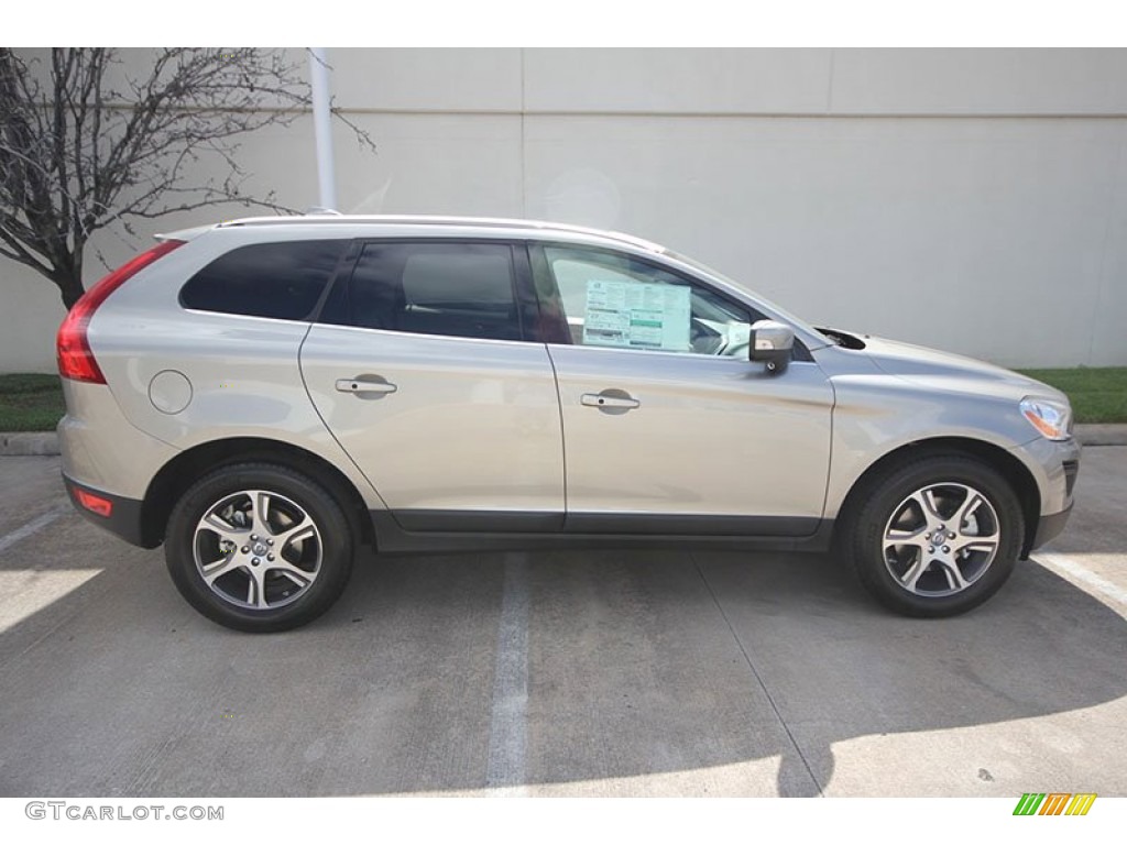 Seashell Metallic 2013 Volvo XC60 T6 AWD Exterior Photo #68716765