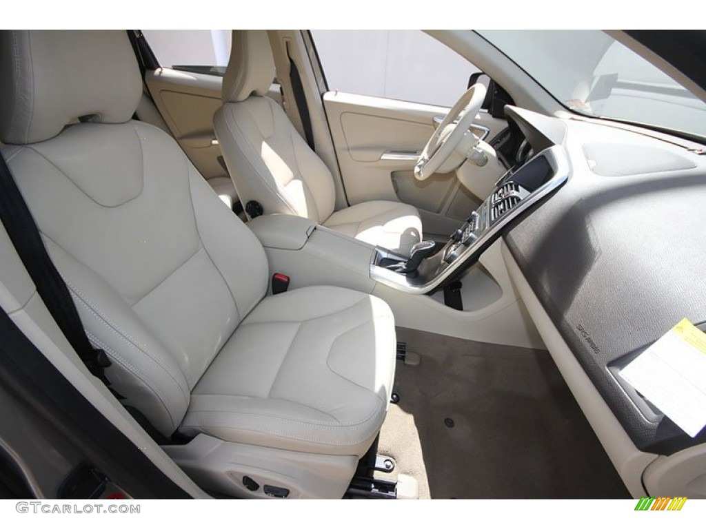 Sandstone Interior 2013 Volvo XC60 T6 AWD Photo #68716879