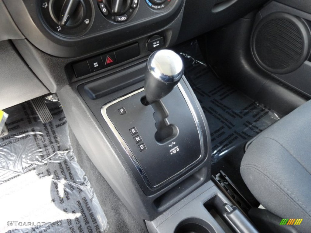 2009 Jeep Patriot Sport Transmission Photos