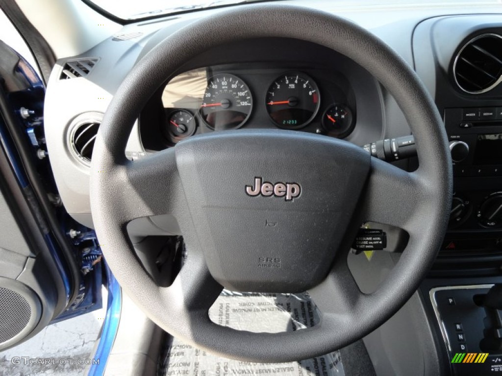 2009 Jeep Patriot Sport Dark Slate Gray/Medium Slate Gray Steering Wheel Photo #68717660
