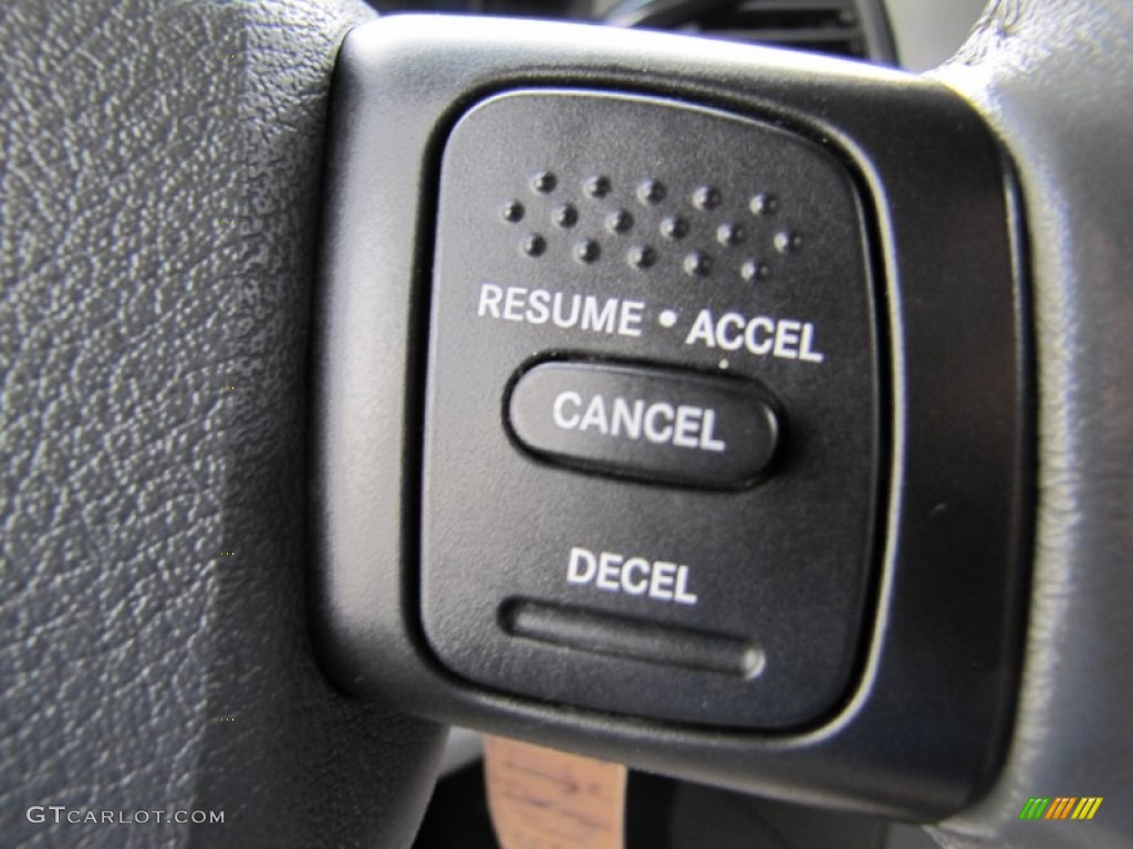 2009 Dodge Durango SLT 4x4 Controls Photo #68717688