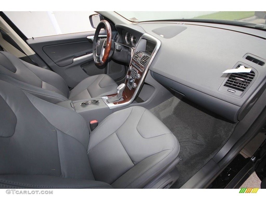 2013 Volvo XC60 3.2 Off Black Dashboard Photo #68717976