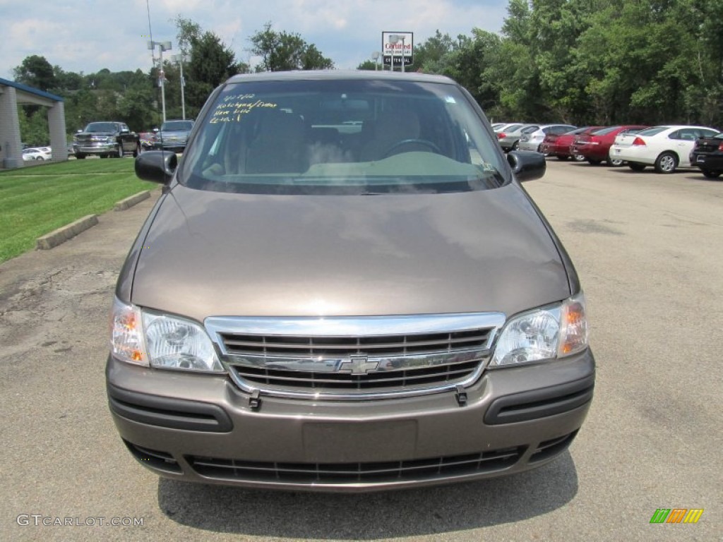 Bronzemist Metallic 2005 Chevrolet Venture LS Exterior Photo #68718130