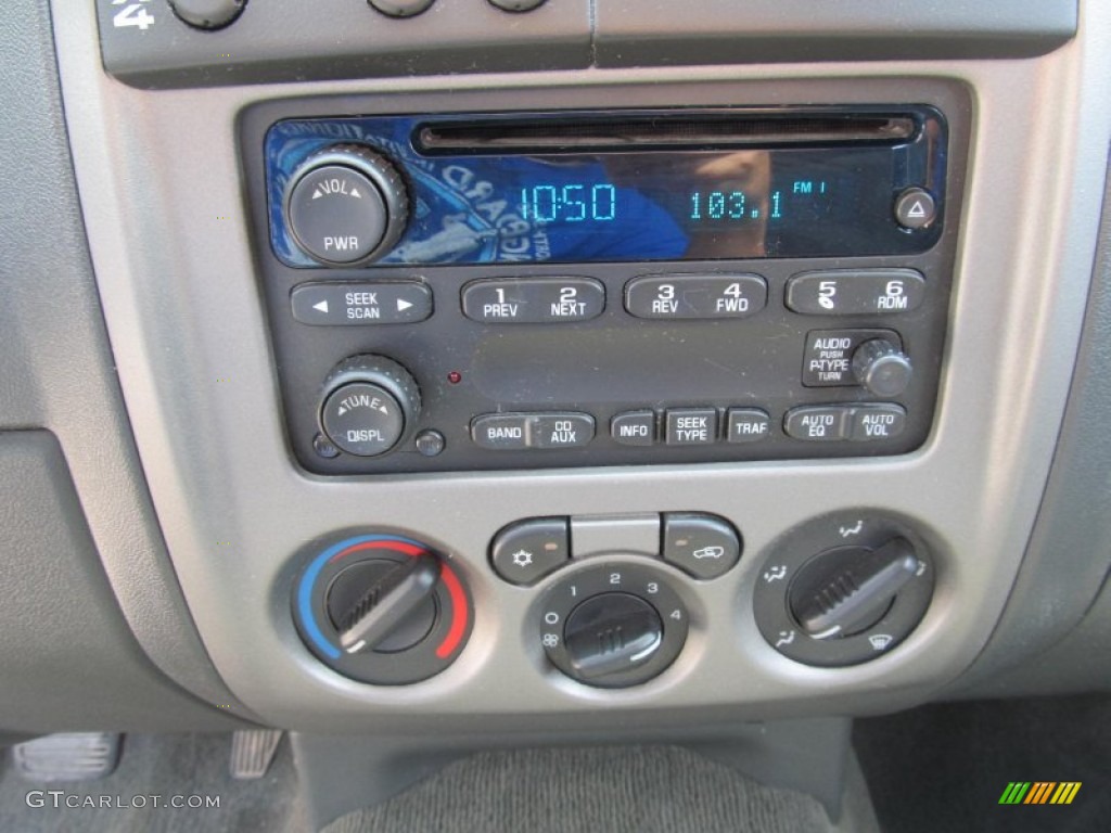 2004 Chevrolet Colorado LS Extended Cab 4x4 Audio System Photos