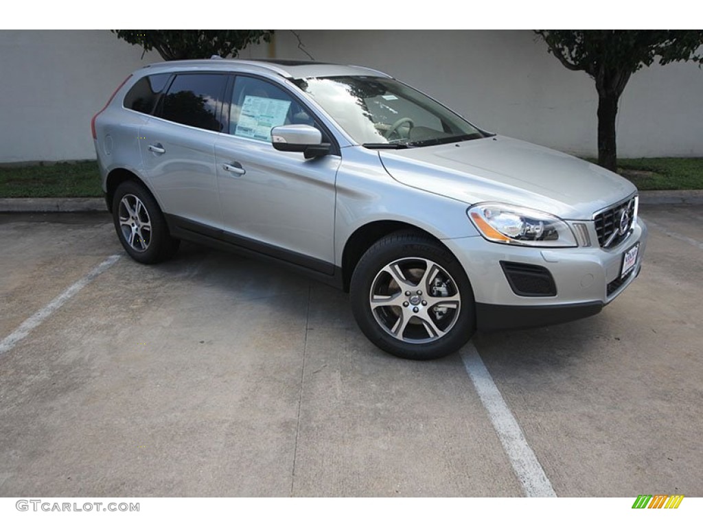 2013 Volvo XC60 T6 AWD Exterior Photos