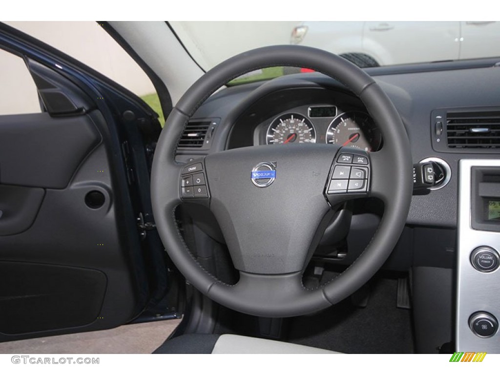 2013 Volvo C30 T5 Off Black/Blonde Steering Wheel Photo #68719495