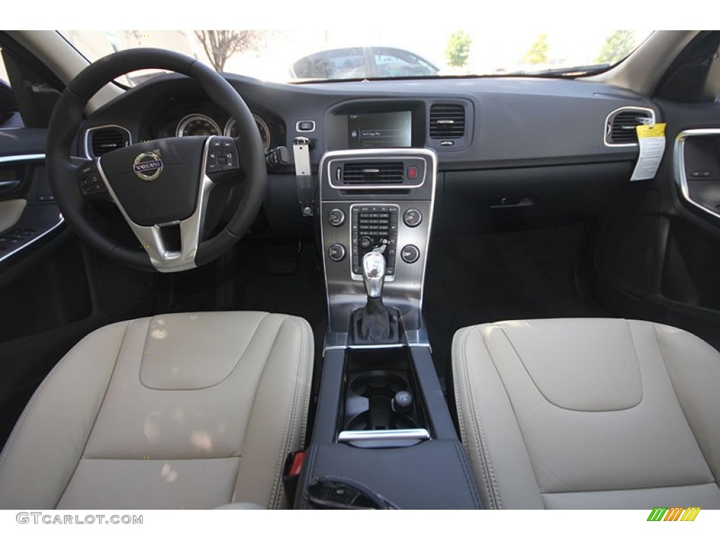 2013 Volvo S60 T6 AWD Soft Beige Dashboard Photo #68719669