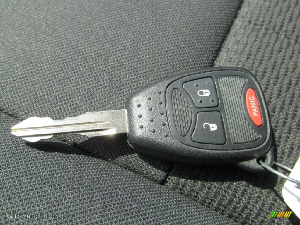 2011 Dodge Nitro Heat 4x4 Keys Photos