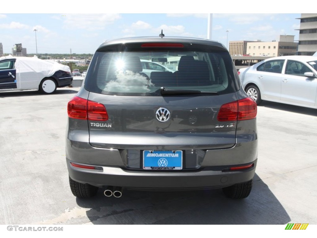 2013 Tiguan S - Pepper Gray Metallic / Black photo #7