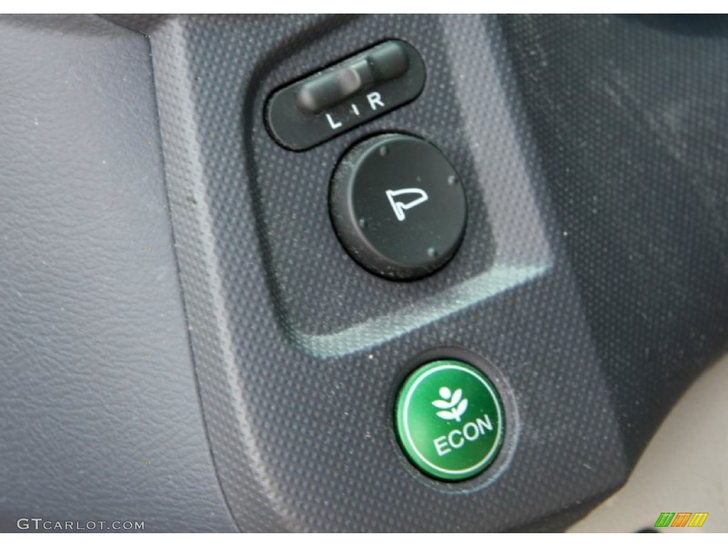 2010 Honda Insight Hybrid EX Controls Photo #68722639