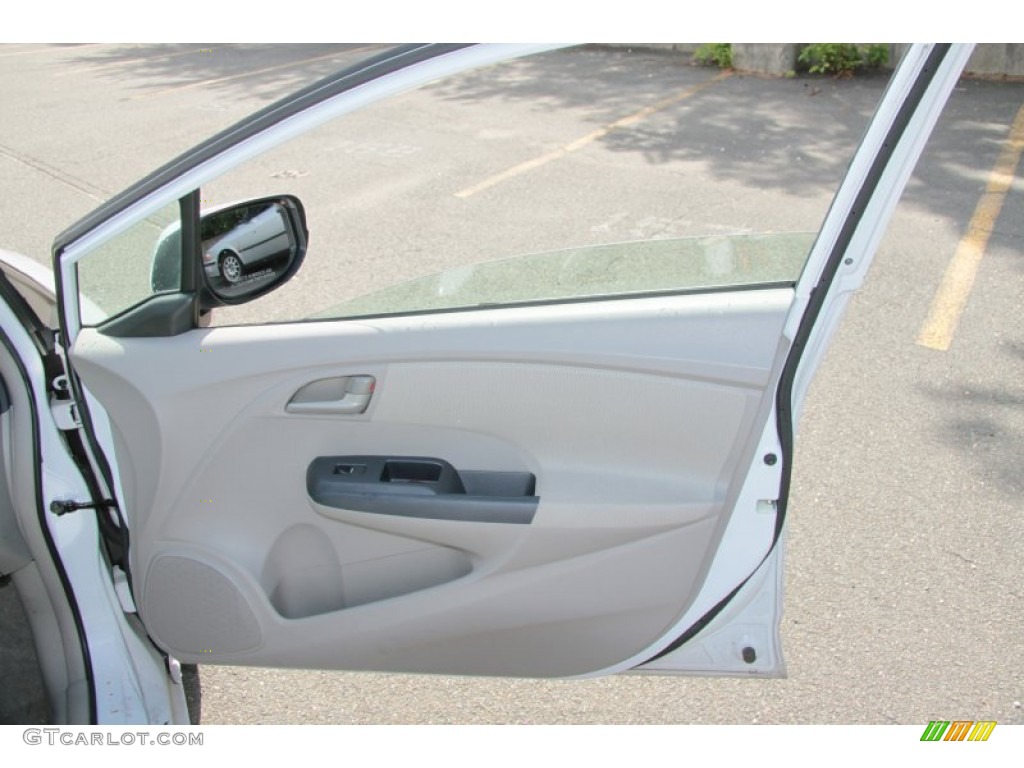 2010 Honda Insight Hybrid EX Gray Door Panel Photo #68722699