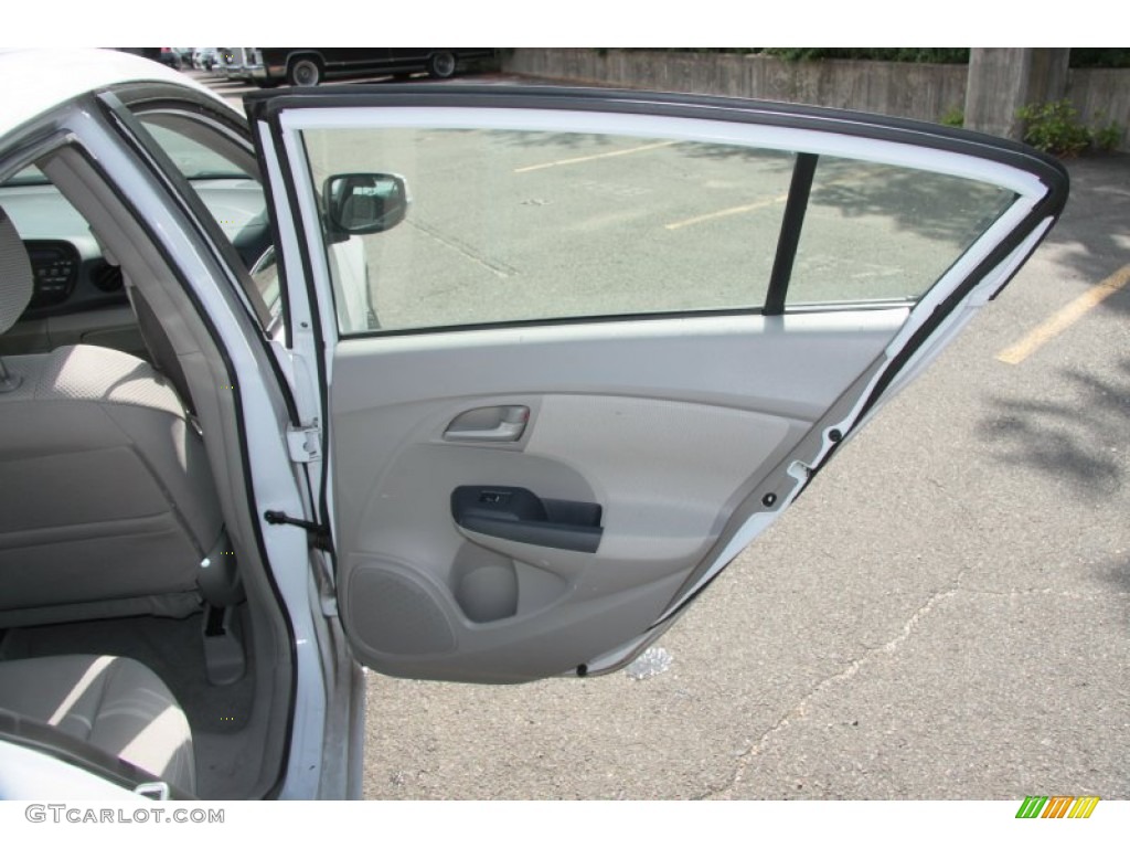 2010 Honda Insight Hybrid EX Gray Door Panel Photo #68722708