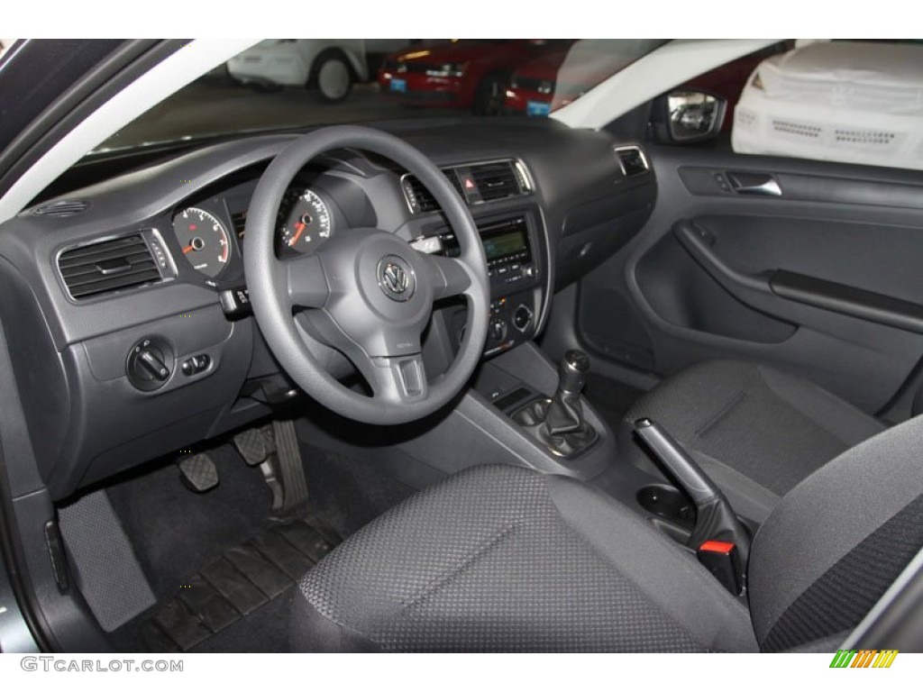 Titan Black Interior 2013 Volkswagen Jetta S Sedan Photo #68723452