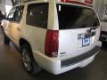 White Diamond - Escalade AWD Photo No. 3