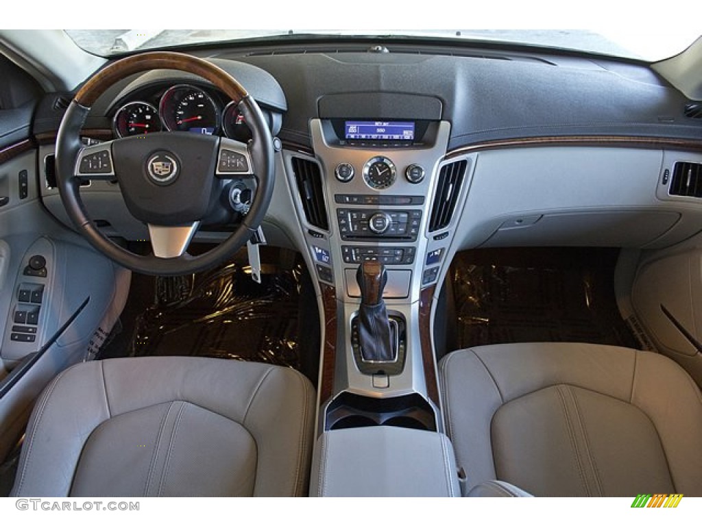 2009 Cadillac CTS Sedan Light Titanium/Ebony Dashboard Photo #68727634