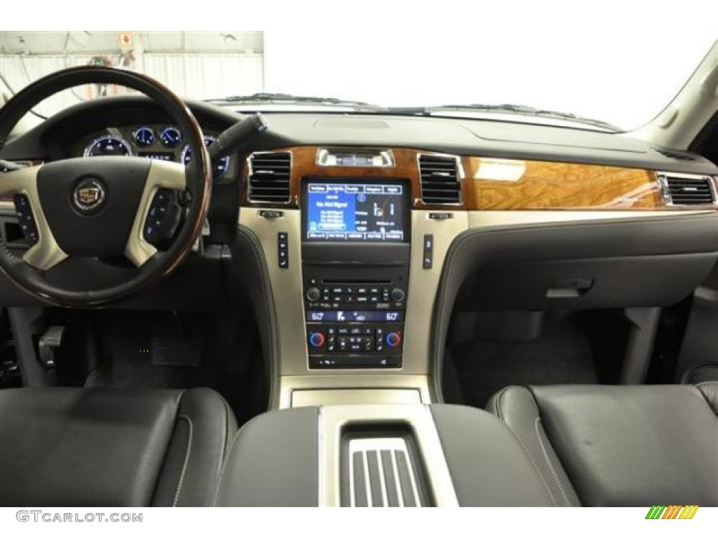 2013 Cadillac Escalade Platinum AWD Ebony Dashboard Photo #68728222