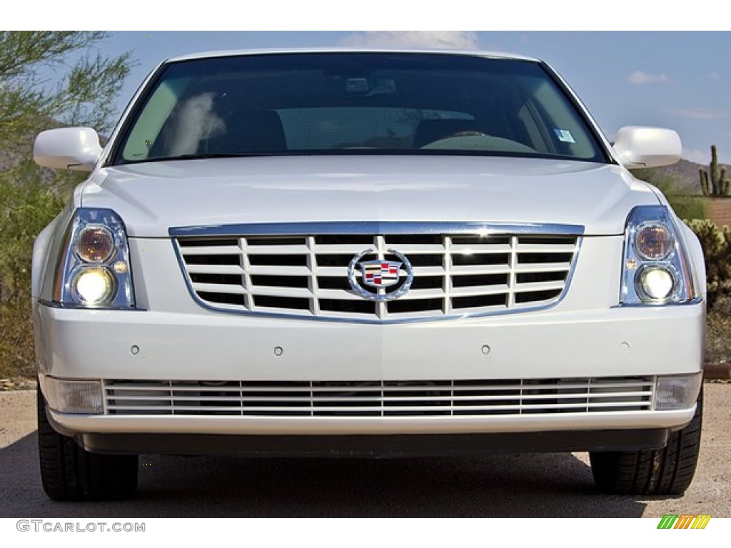 White Lightning 2006 Cadillac DTS Performance Exterior Photo #68728228