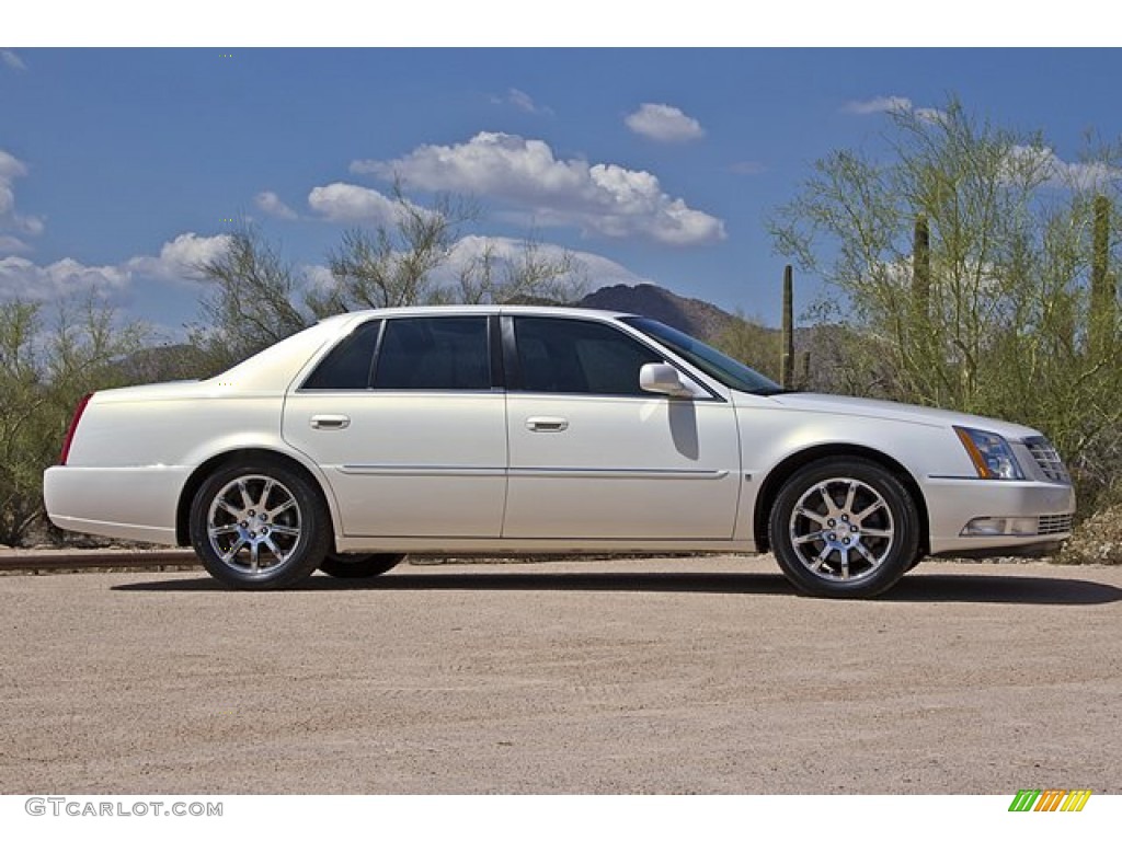 White Lightning 2006 Cadillac DTS Performance Exterior Photo #68728255