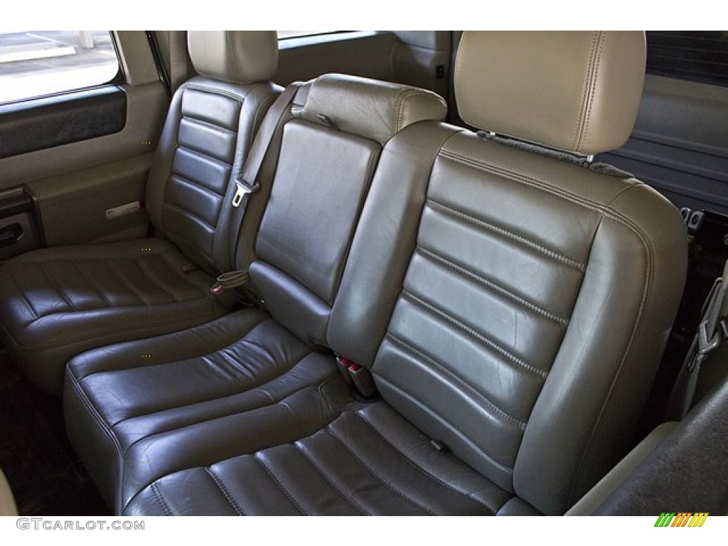 2004 Hummer H2 SUV Rear Seat Photo #68728682