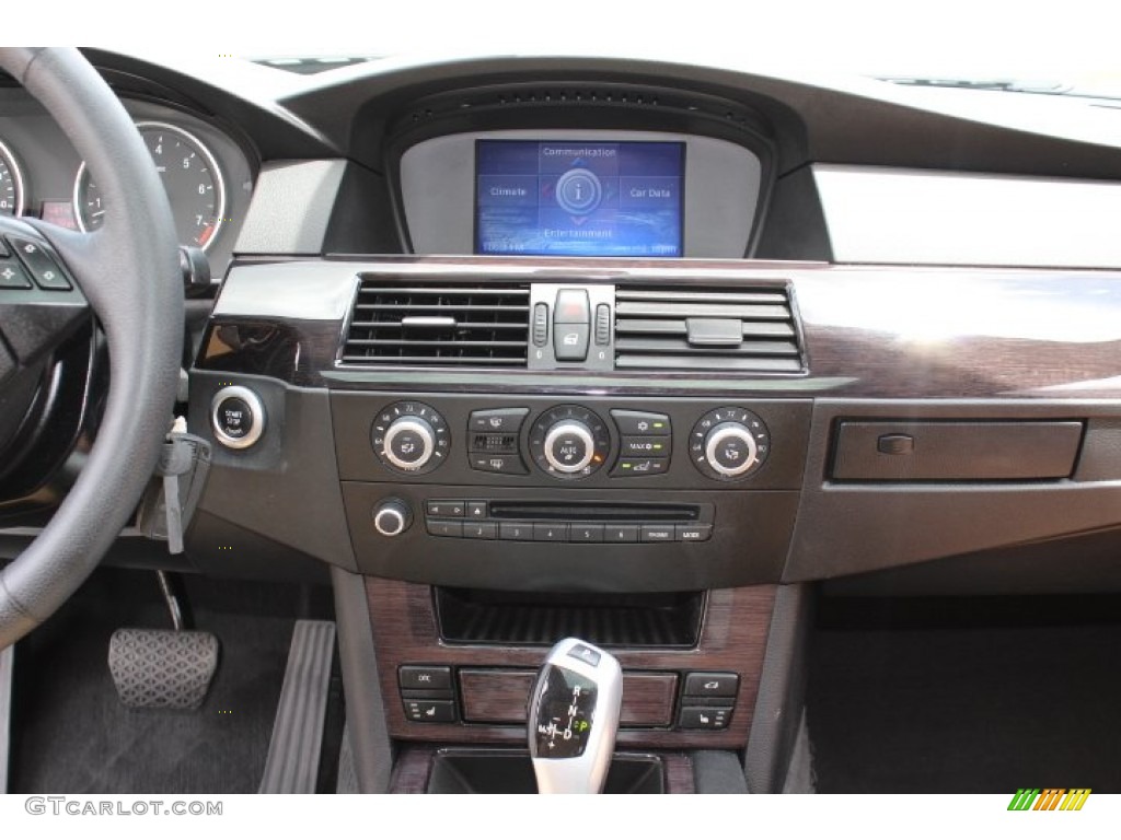 2010 5 Series 528i xDrive Sedan - Black Sapphire Metallic / Natural Brown photo #14