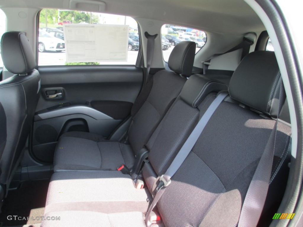 2012 Outlander SE - Graphite Gray Metallic / Black photo #21