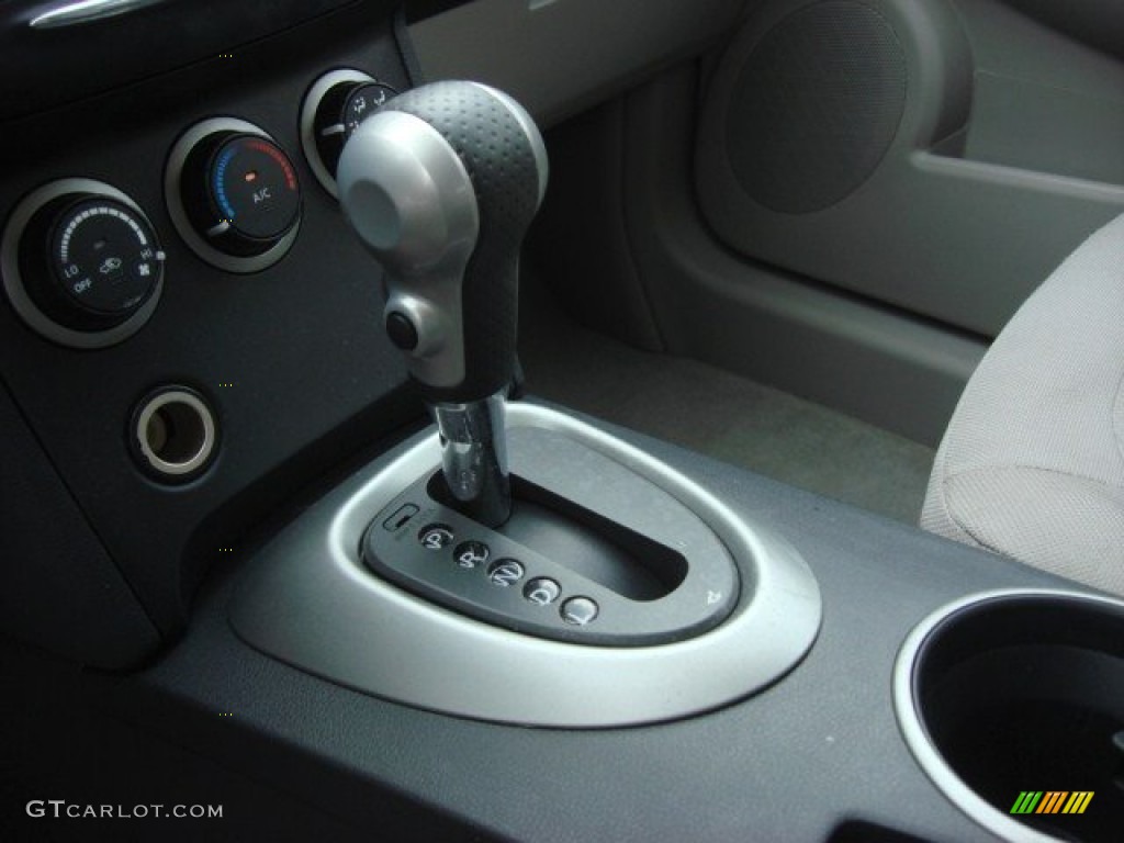 2011 Rogue S - Platinum Graphite / Gray photo #17
