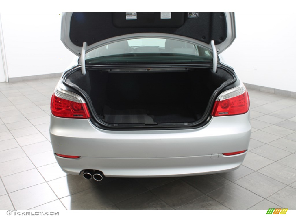 2008 BMW 5 Series 535xi Sedan Trunk Photo #68733691
