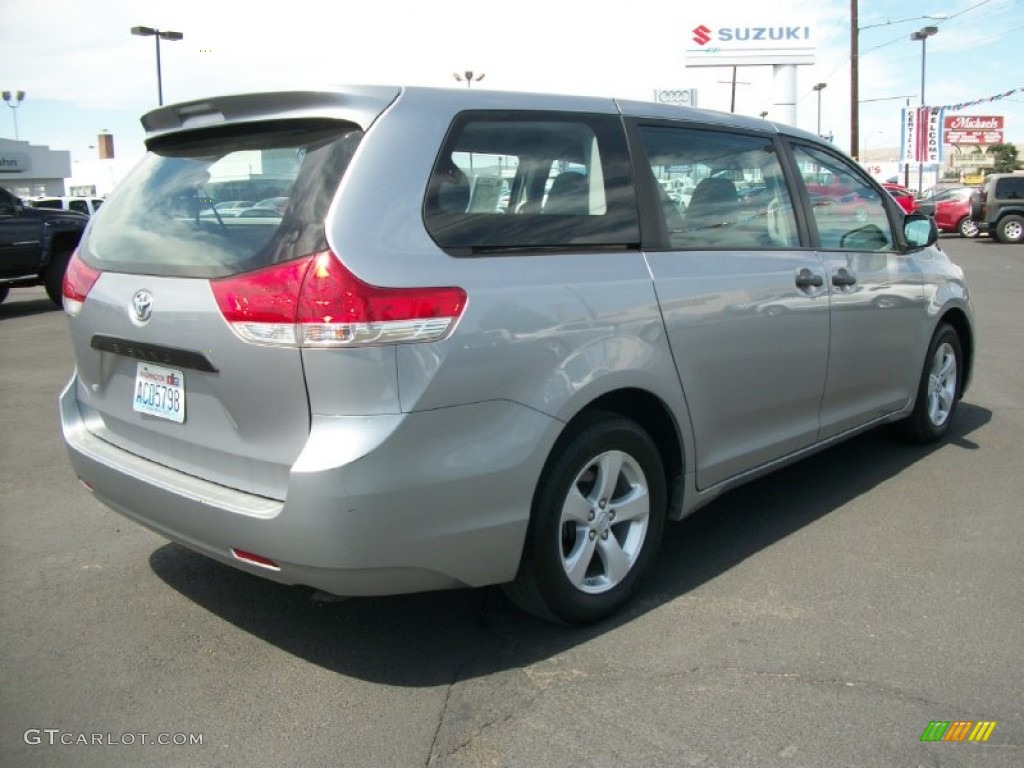 2011 Sienna V6 - Silver Sky Metallic / Light Gray photo #2