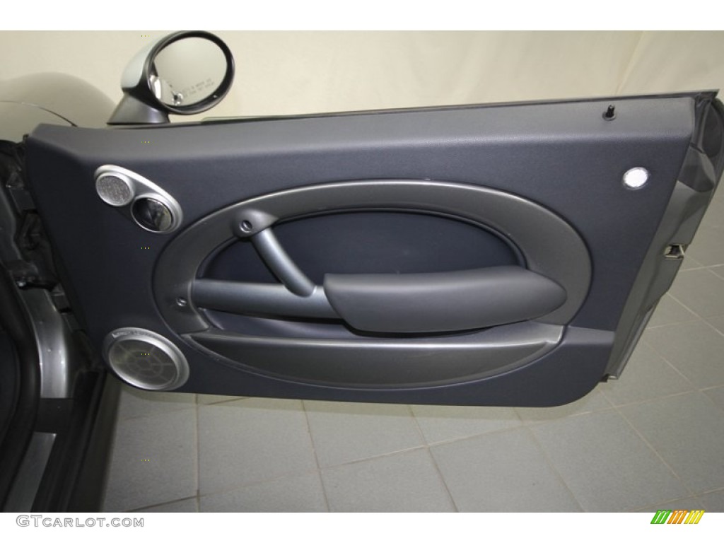 2006 Mini Cooper S Hardtop Carbon Black Lounge Leather Door Panel Photo #68734975